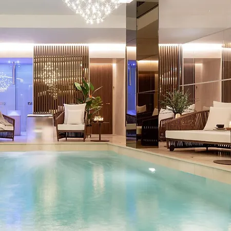 Palazzo Cordusio, A Gran Melia - The Leading Of The World