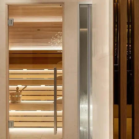 Palazzo Cordusio, A Gran Melia - The Leading Of The World 5*